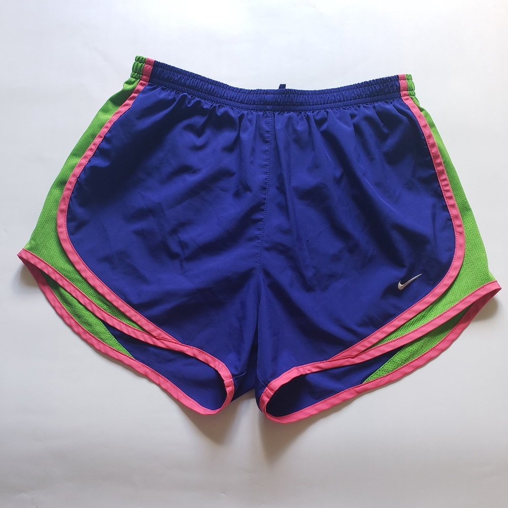 Nike Tempo short size S